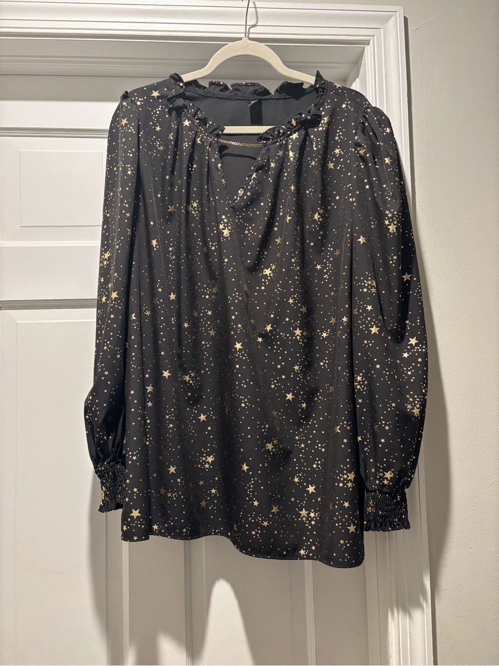 SHEIN Black Star-Print Long Sleeve Blouse